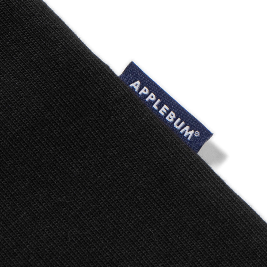 APPLEBUM ブランドロゴタブ ディテール ブラック