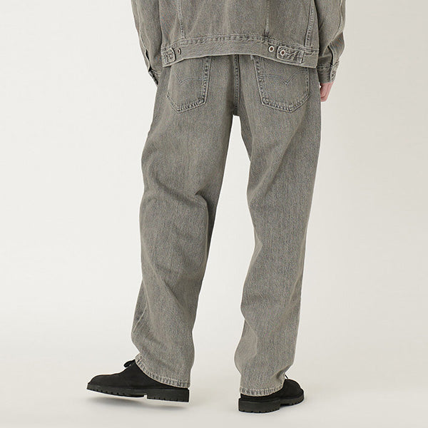 SILVERTAB Loose Fit Denim Pants