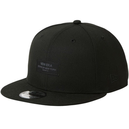 NEW ERA 9FIFTY Black Patch スナップバック キャップ ブラック 左斜め向き 15137018