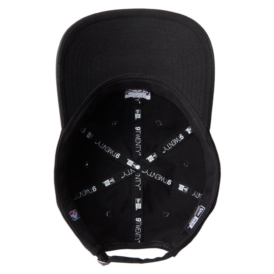 NEW ERA 9TWENTY キャップ 内側