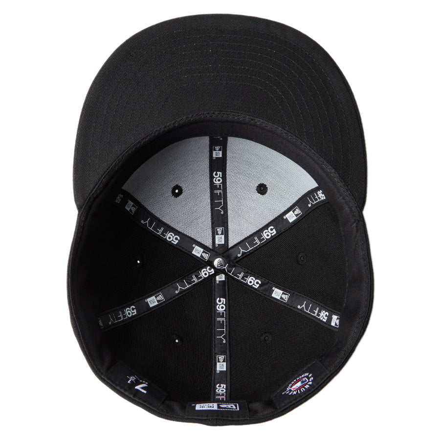 NEW ERA キャップ ブラック 内側