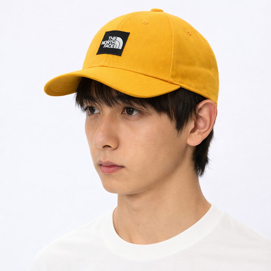 THE NORTH FACE(ザ・ノース・フェイス)スクエアロゴキャップ 着用 サミットゴールド2