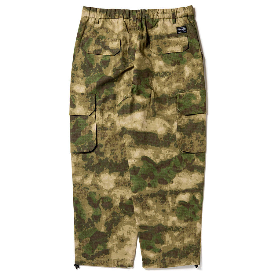 430（フォーサーティ / FOURTHIRTY）CAMO ESLOT CARGO PANTS カーゴ