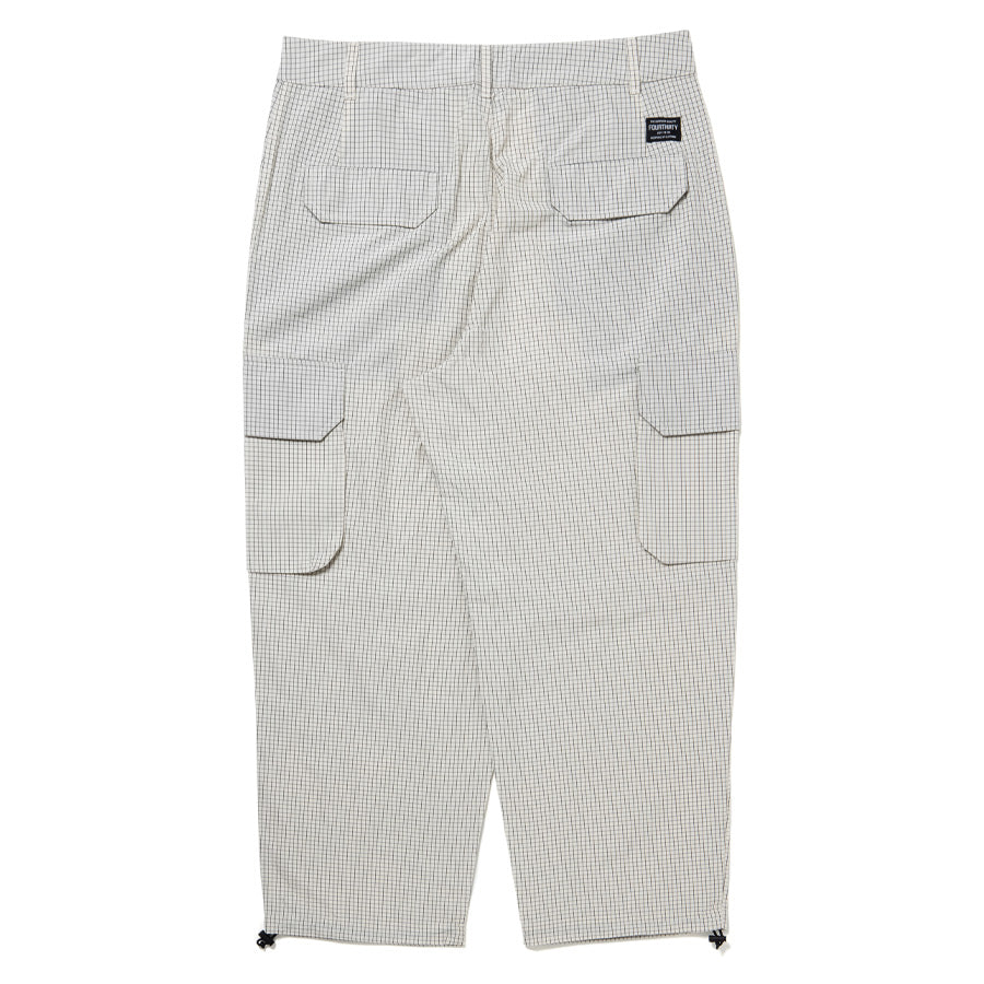 430 カーゴパンツ ホワイト 背面