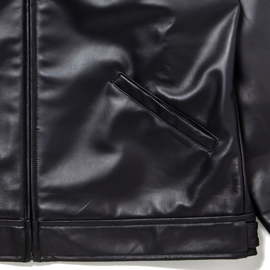 430（フォーサーティ / FOURTHIRTY）LEATHER TRACKER JACKET ブラック フロントポケット詳細 FTY26-074