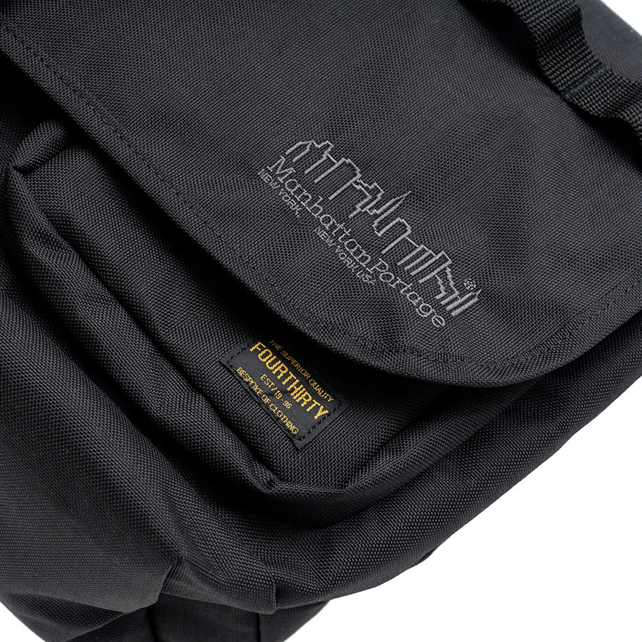 430（フォーサーティ / FOURTHIRTY）MF MESSENGER BAG L ブランドタグ詳細