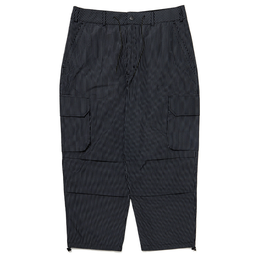 430 カーゴパンツ ブラック 正面 ワイドシルエット