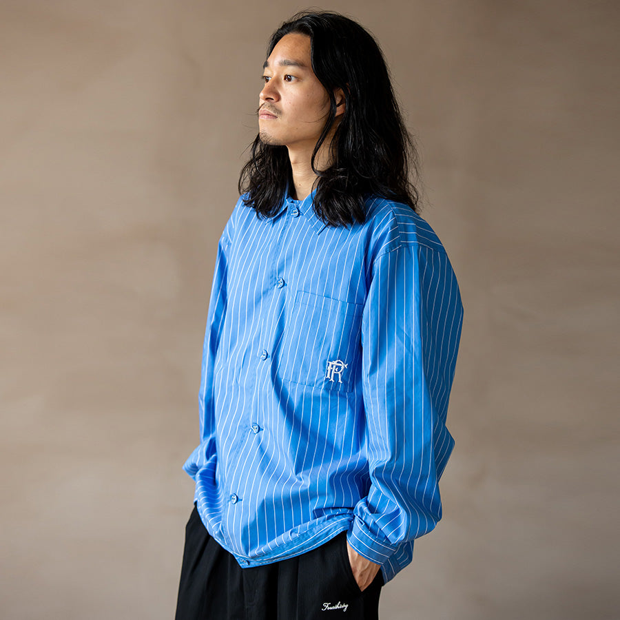 430 コーチジャケット ブルー 着用 左斜め