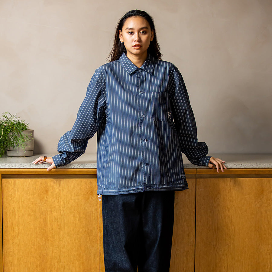 430 STRIPE COACH JACKET ネイビー 着用 正面