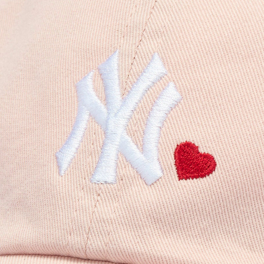 47 CLEAN UP ニューヨーク・ヤンキース キャップ WITH HEART ネイビー
