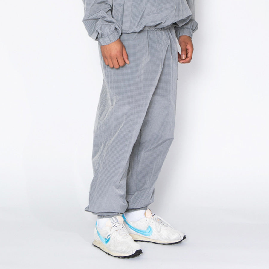 APPLEBUM（アップルバム）トラックパンツ グレー 右斜め