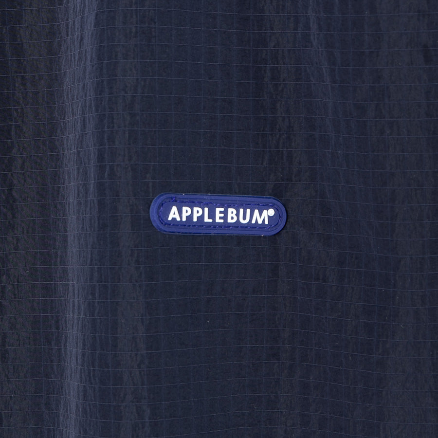 APPLEBUM（アップルバム）ロゴ刺繍 ディテール