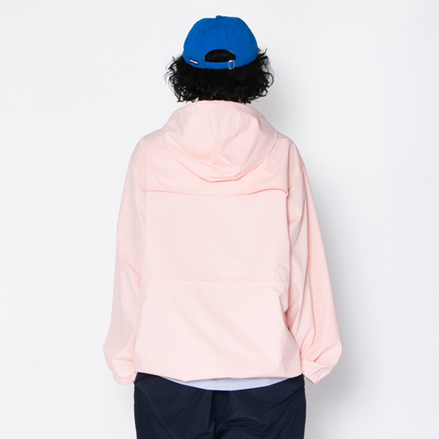 APPLEBUM アノラック レディース着用 上半身 後ろ