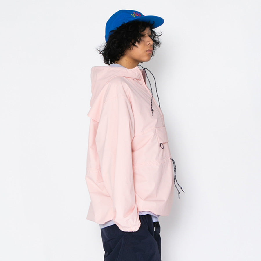 APPLEBUM アノラック レディース着用 上半身 右向き