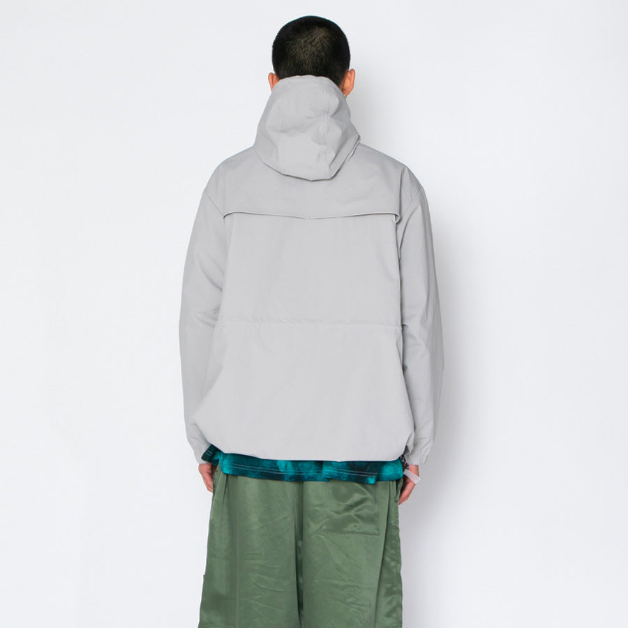 APPLEBUM アノラック グレー メンズ着用 上半身 後ろ向き