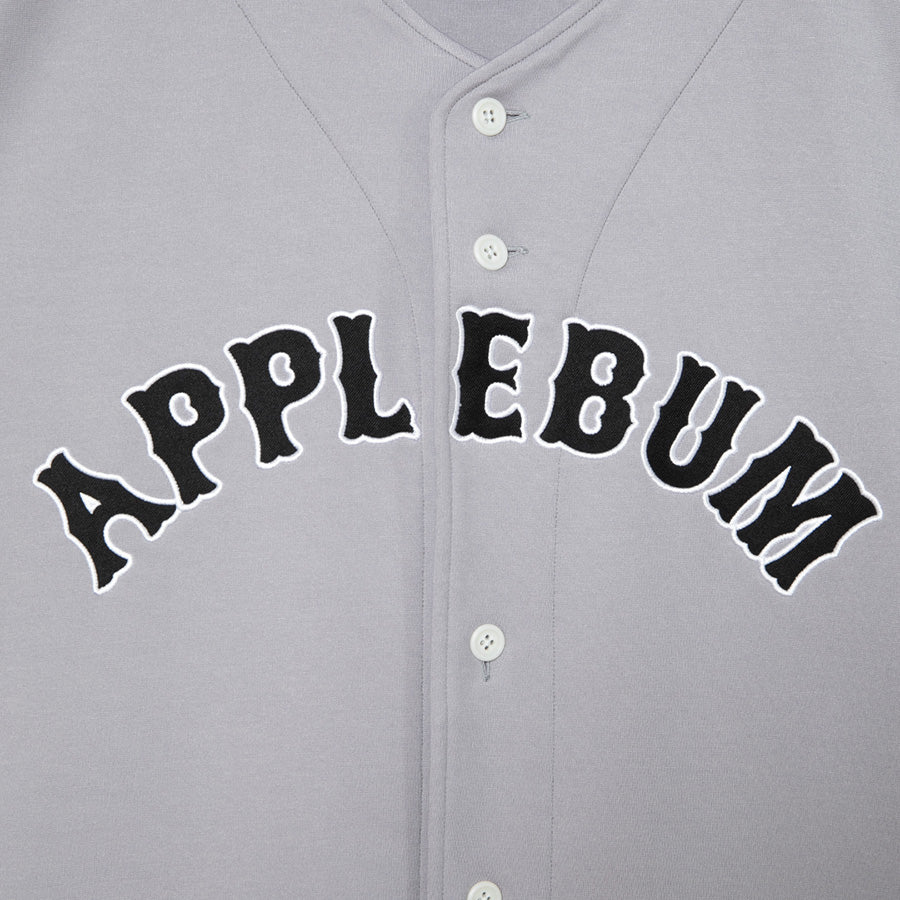 APPLEBUM フロントロゴ アップリケ刺繍
