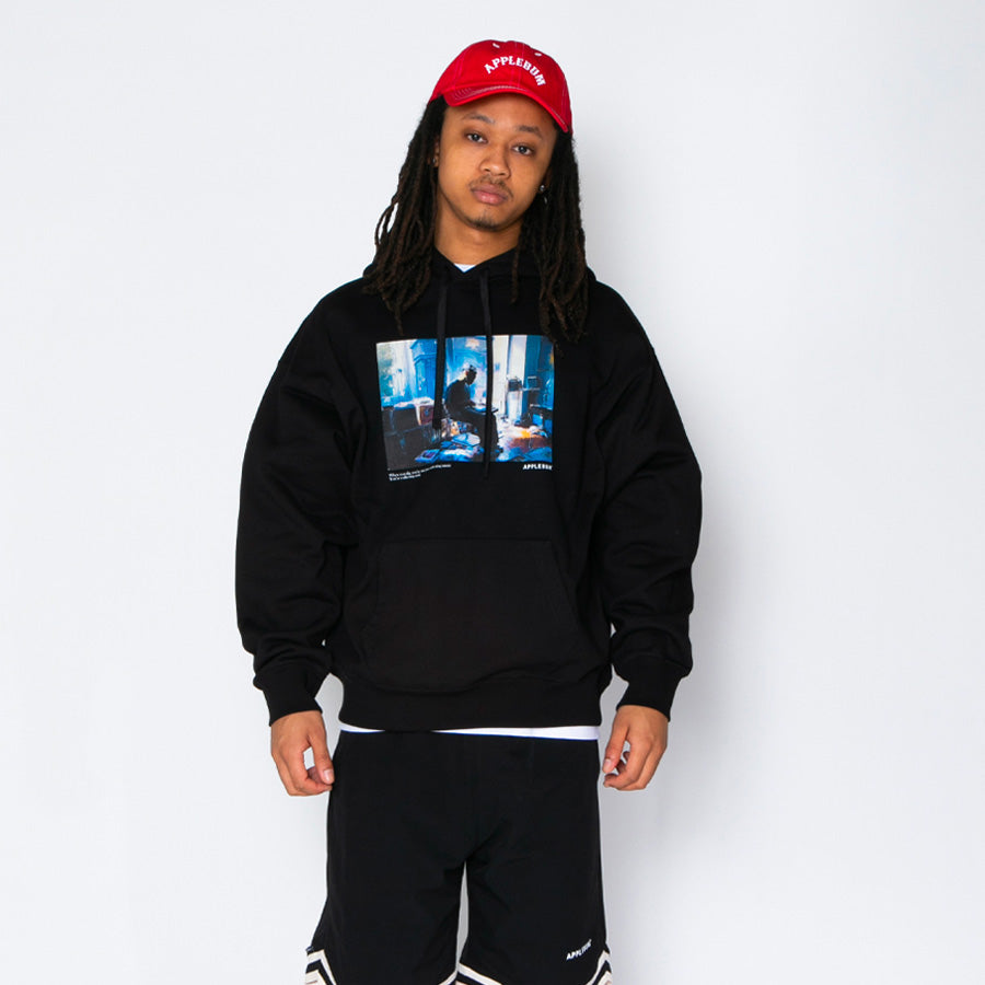 APPLEBUM レッド 着用スタイル