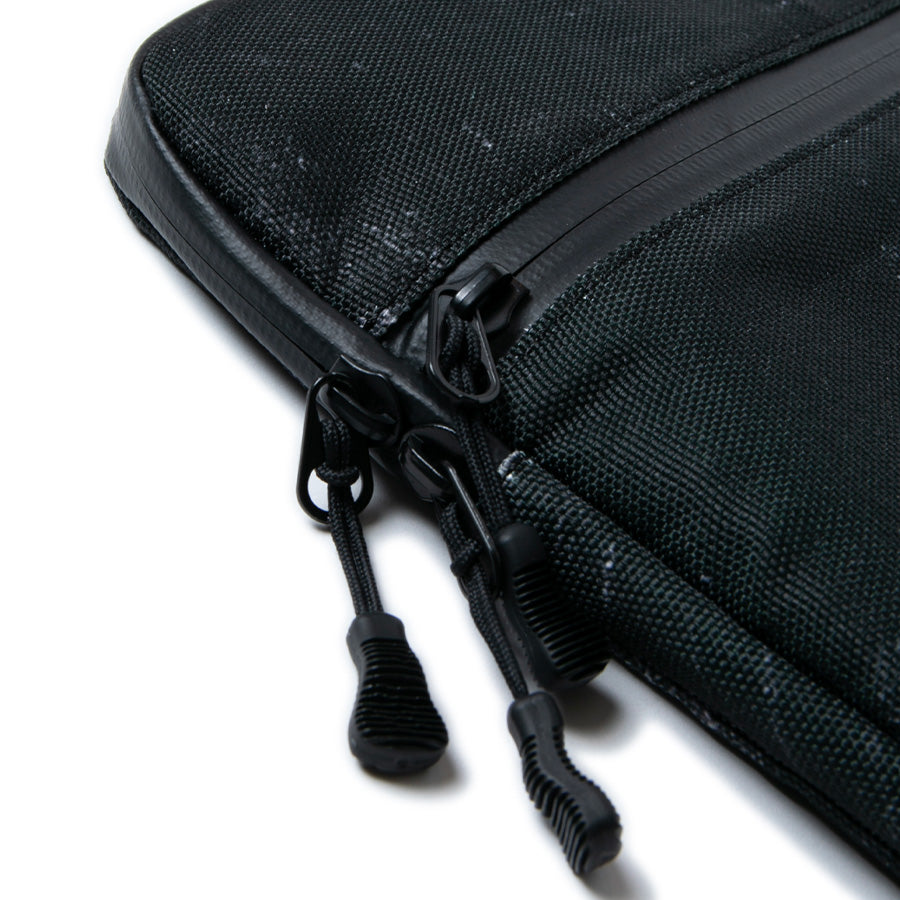 APPLEBUM Drift Marks PC Case 13inch 止水ファスナー詳細
