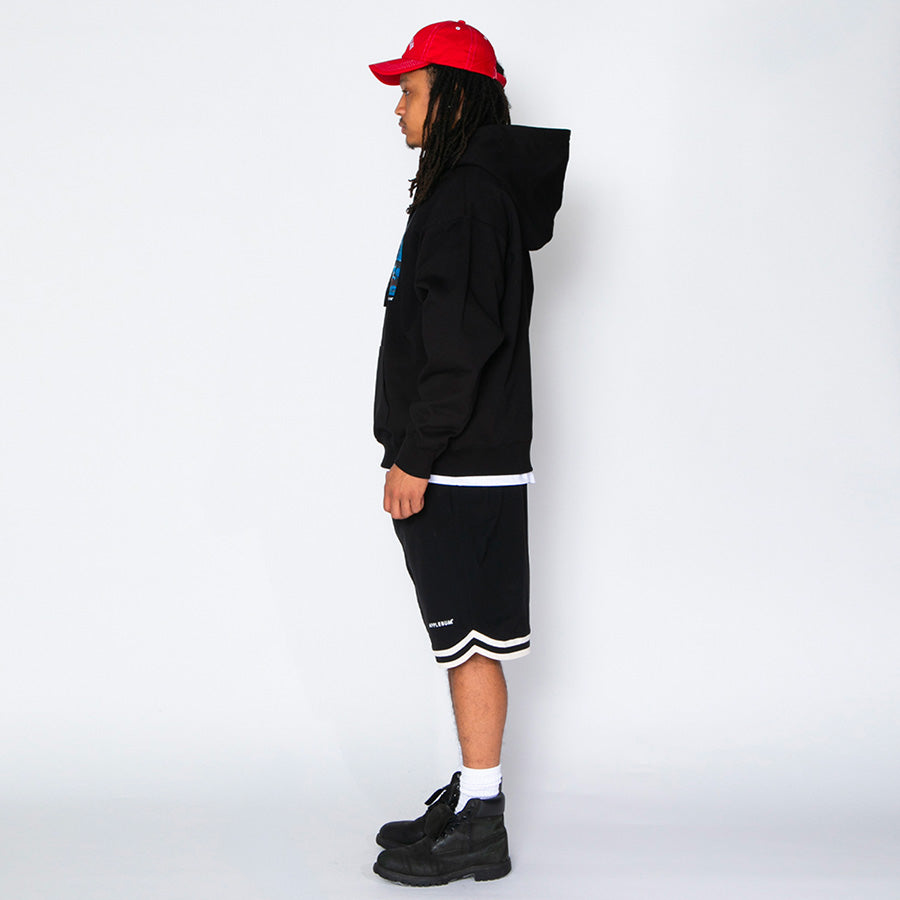 APPLEBUM ブラック フーディー 着用 左向き