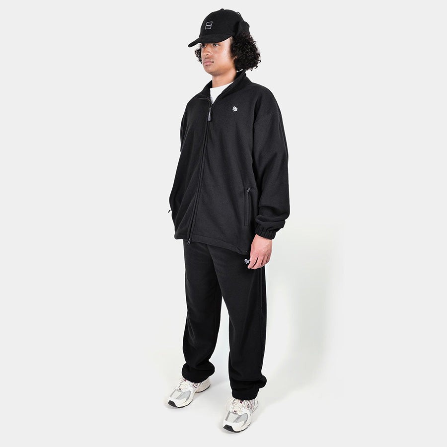 APPLEBUM FLEECE PANTS フリースパンツ ブラック モデル着用 セットアップ 正面 2520808