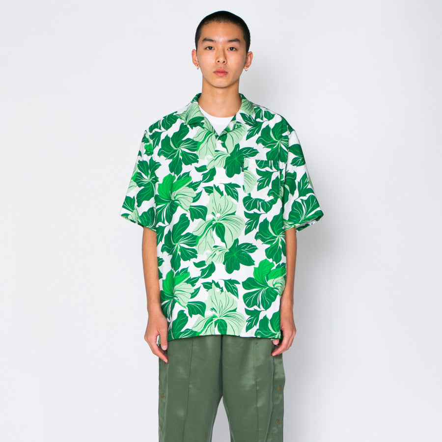APPLEBUM Tropical Aloha グリーン モデル着用 正面スタイル