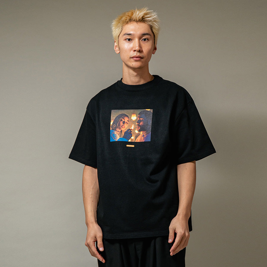 APPLEBUM Light It Up T-shirt 12oz ブラック 着用イメージ