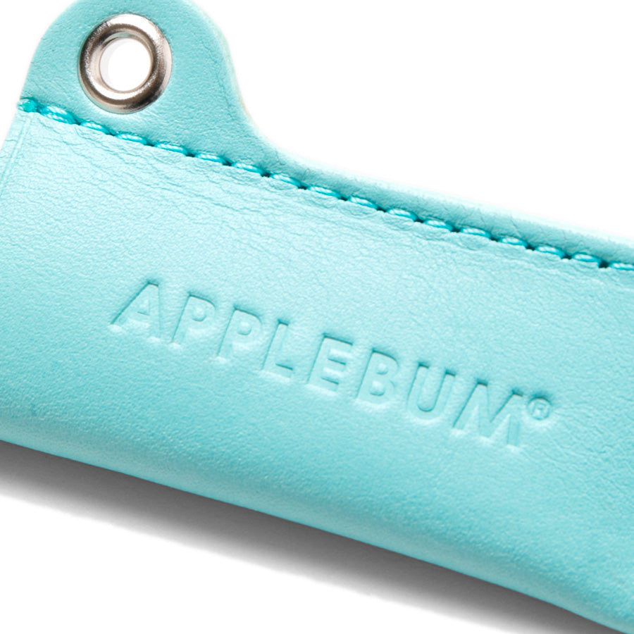 APPLEBUM ライターケース ブルー 型押しロゴディテール