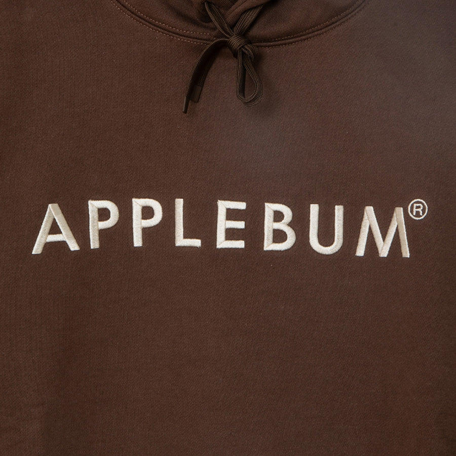 APPLEBUM LOGO EMBROIDERY HOODIE パーカー ブラウン フロント ブランドロゴ刺繍 2620409