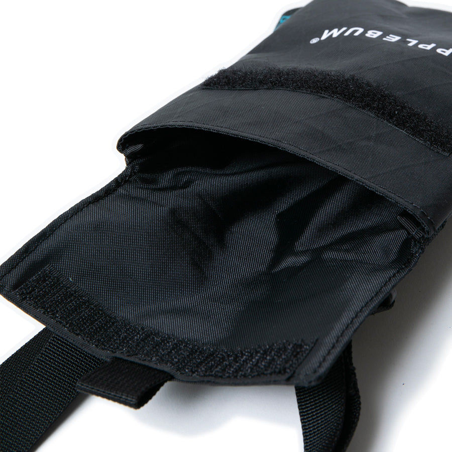 APPLEBUM ネックポーチ メインポケット開放状態