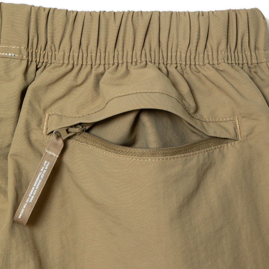 APPLEBUM（アップルバム）Nylon Shorts サンドベージュ バックポケット詳細 HS2610801