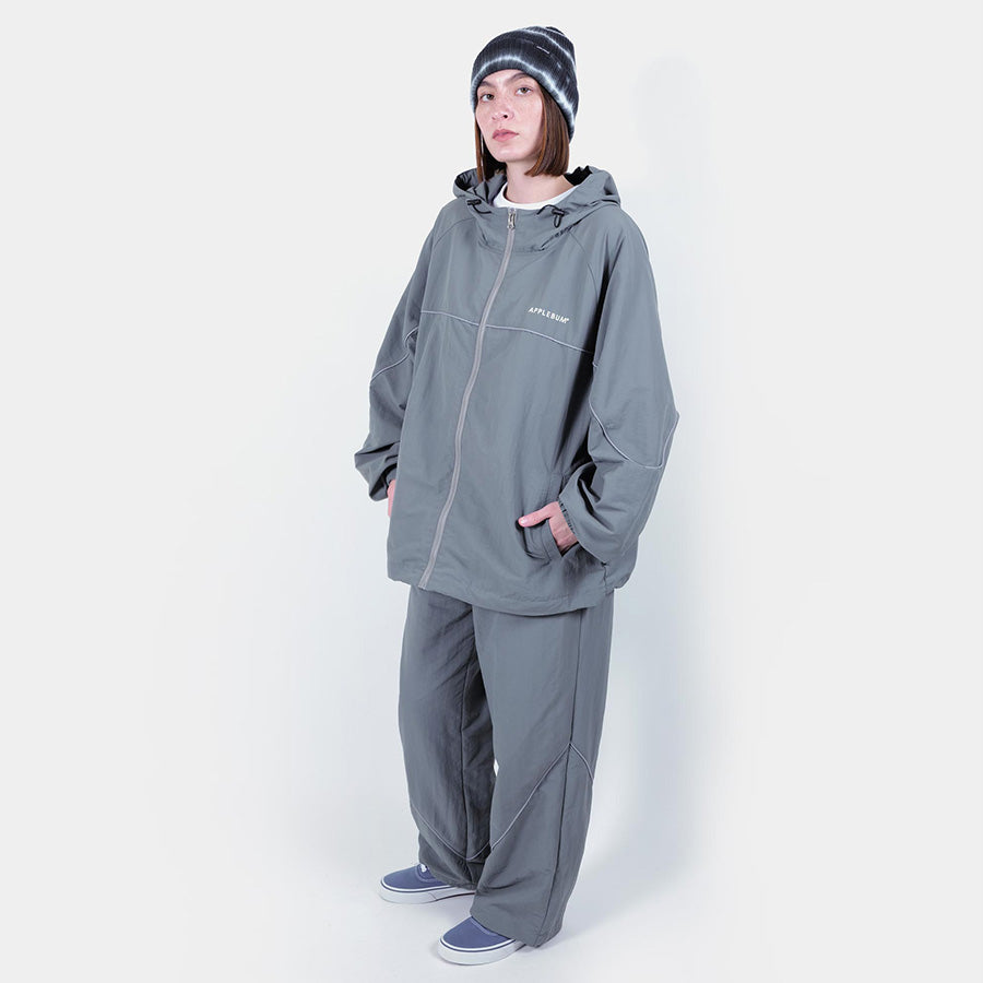 APPLEBUM Nylon Track Jacket グレー モデル着用 全身 正面