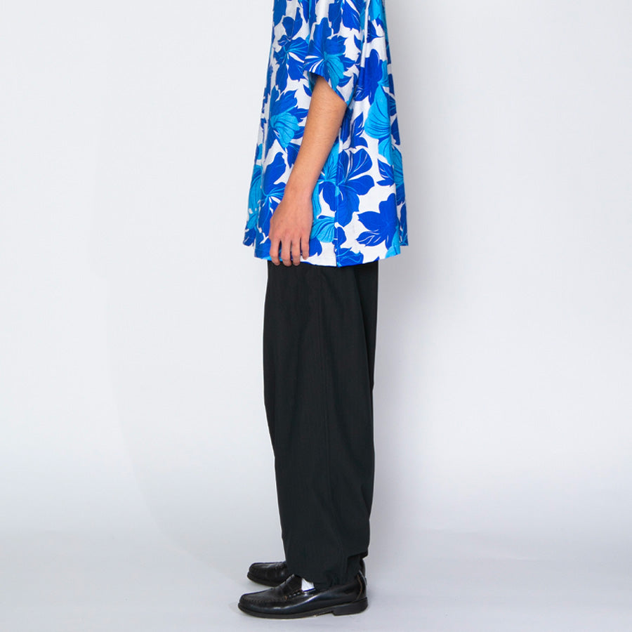 APPLEBUM パンツ 着用 左側面スタイル