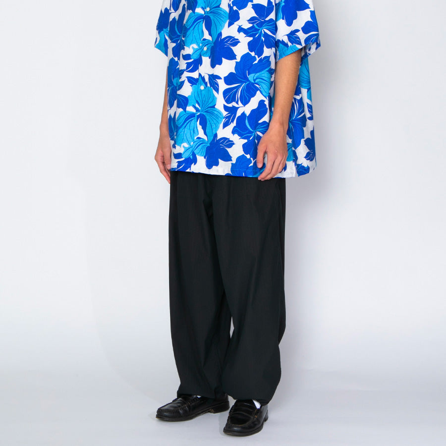 APPLEBUM パンツ 着用 左斜めスタイル