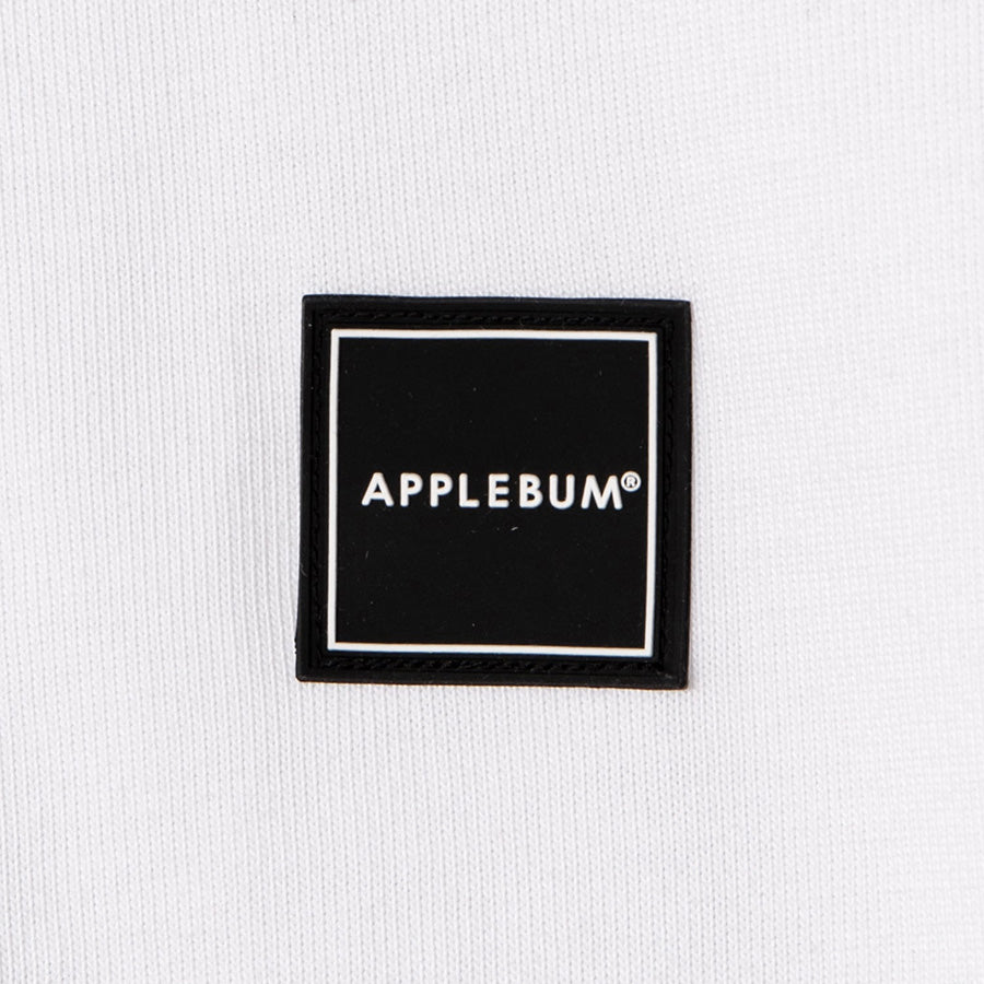 APPLEBUM 胸ロゴ シリコンワッペン ディテール