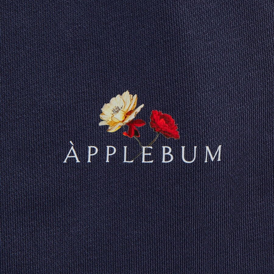APPLEBUM ロゴ刺繍 ディテール ネイビー