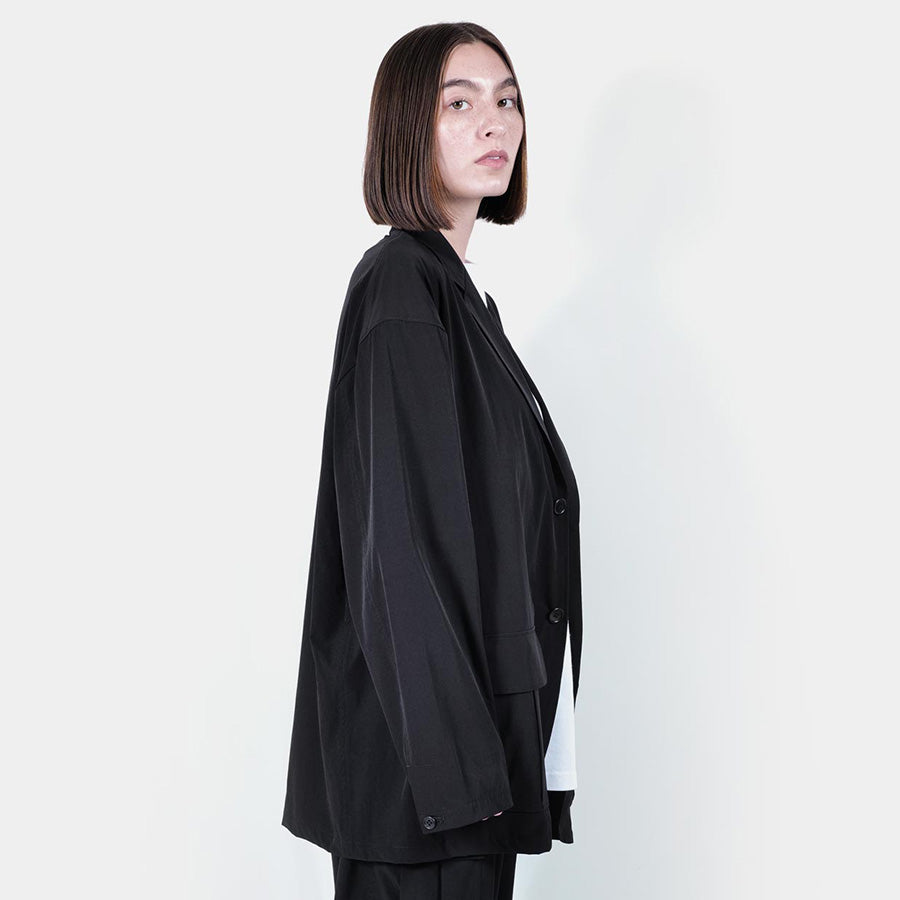 APPLEBUM ナイロンジャケット ブラック 着用 右向き