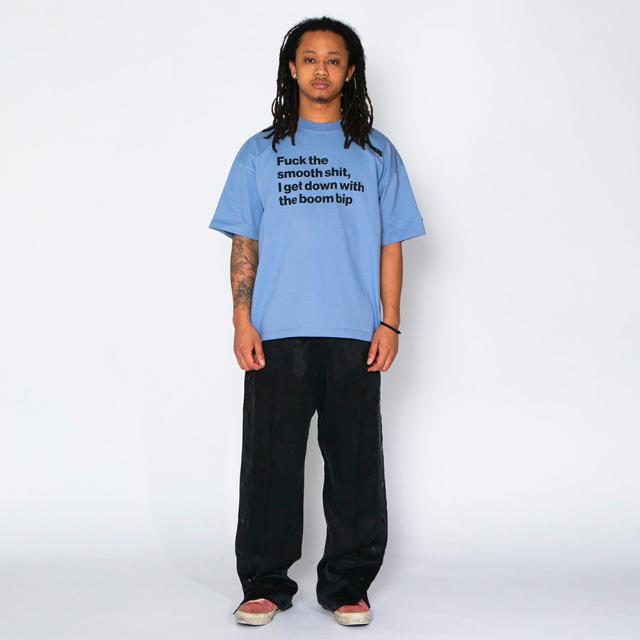 APPLEBUM Tシャツ モデル着用 全身
