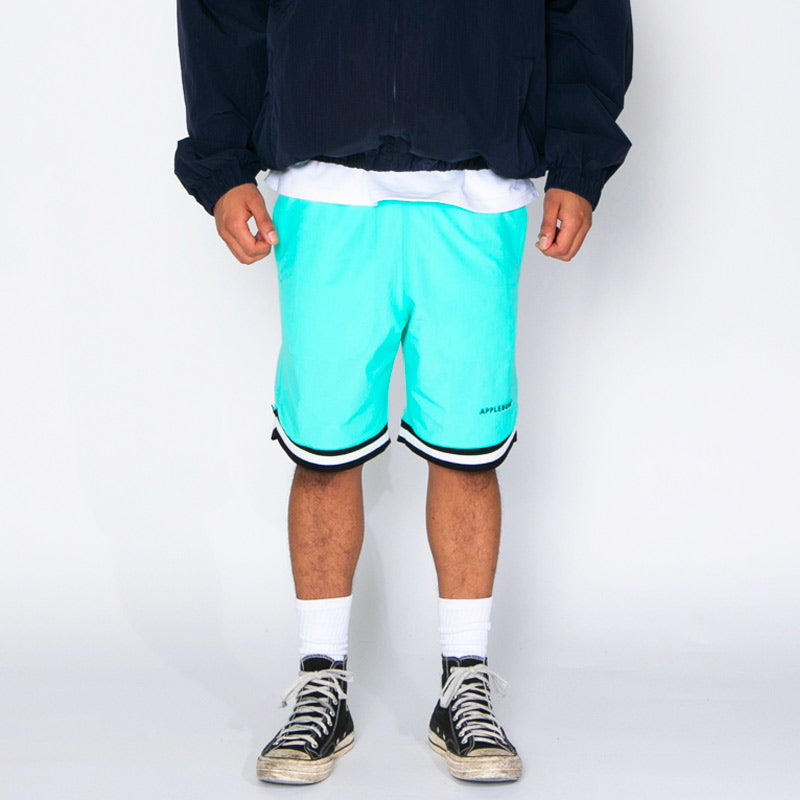 APPLEBUM Authentic Hoopers Shorts ティファニーブルー モデル着用 正面スタイル