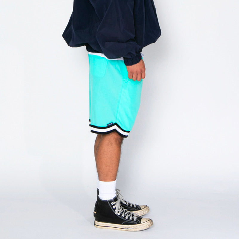 APPLEBUM Authentic Hoopers Shorts ティファニーブルー モデル着用 右側面スタイル