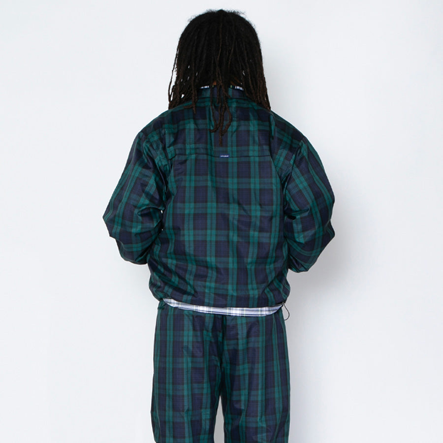 APPLEBUM ブラックウォッチ 着用 後ろスタイル