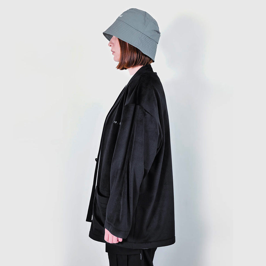 APPLEBUM ベロアカーディガン 着用 左向き