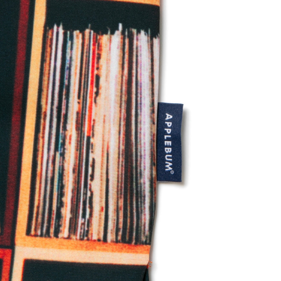 APPLEBUM Vinyl Shelf Aloha Shirt ブランドピスネーム ディテール