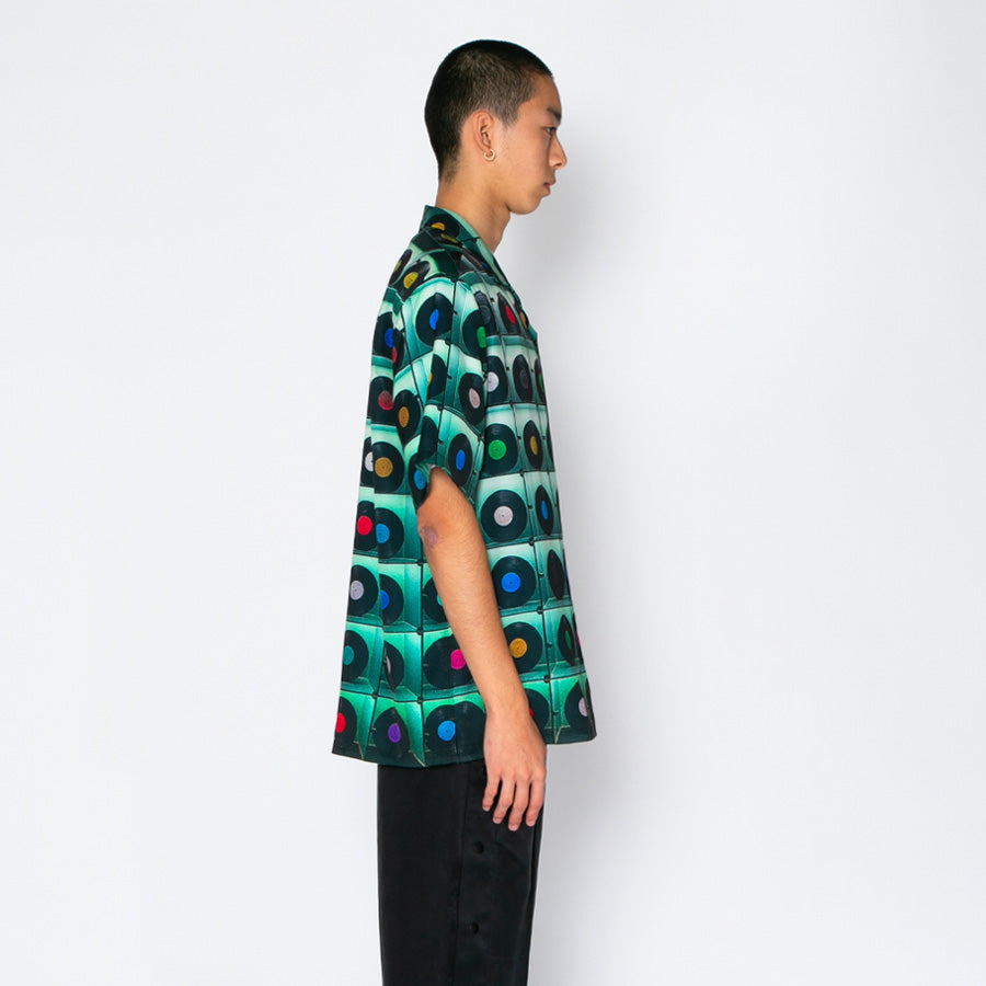 APPLEBUM Vinyl Wall Aloha Shirt 着用イメージ 右側面