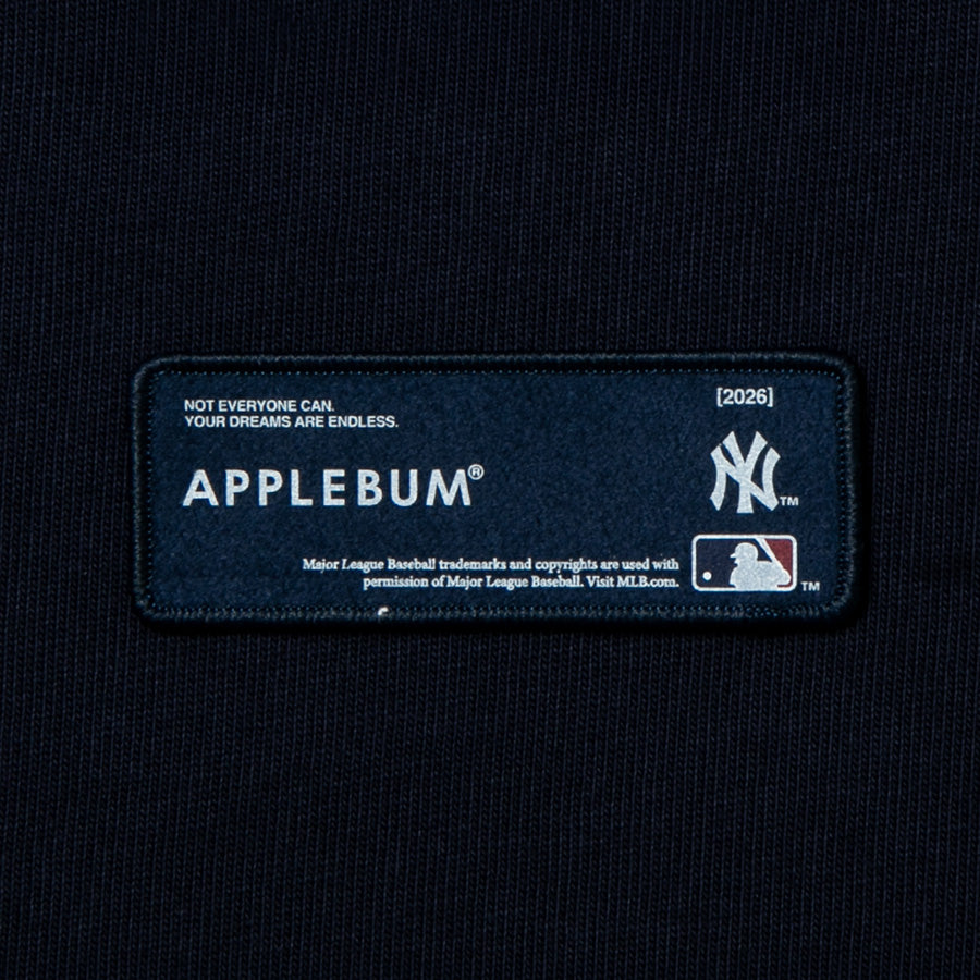 APPLEBUM YANKEES GIRL CREW SWEAT クルースウェット ネイビー フロント裾ワッペン刺繍詳細 ML2620405Y