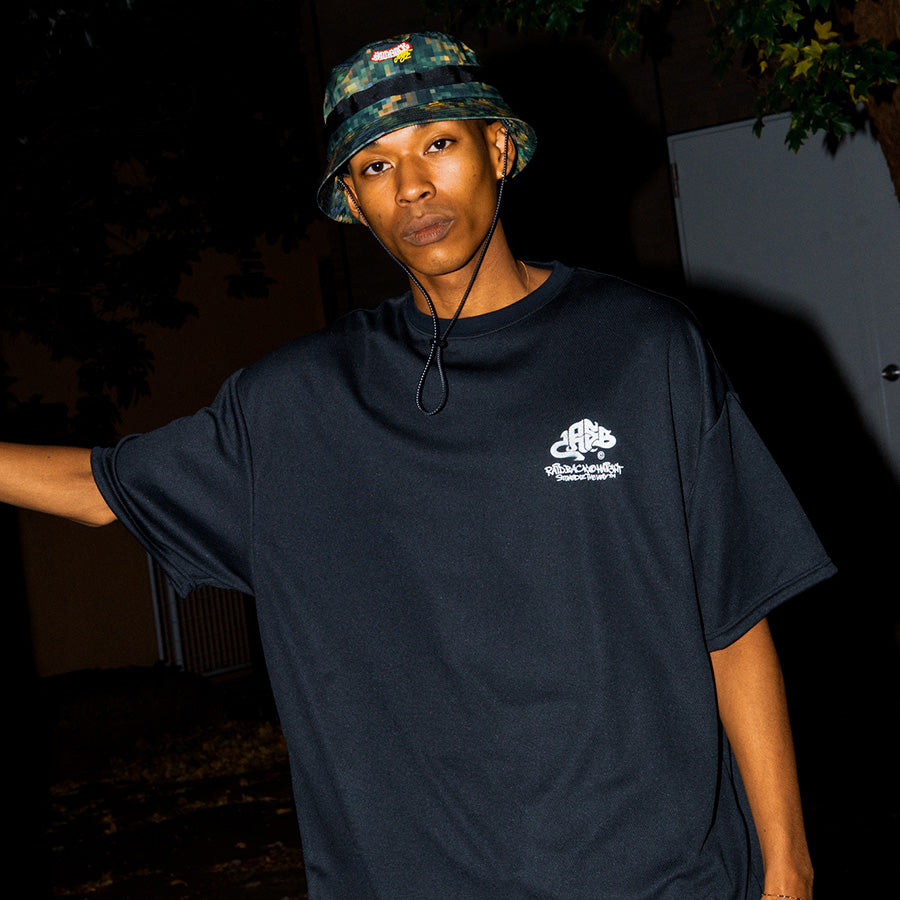 HAIGHT RAIDBACK CRSB DRY Tee ブラック モデル着用 正面