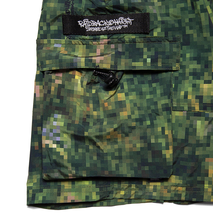 HAIGHT RAIDBACK CARGO SHORTS カモ サイドポケットディテール