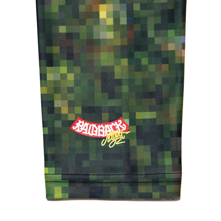 HAIGHT RAIDBACK ARM SLEEVE カモ ロゴプリントディテール