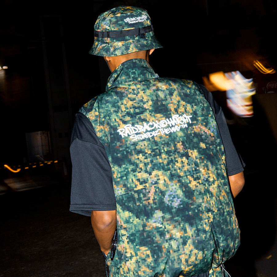HAIGHT RAIDBACK FAN VEST カモ 着用イメージ