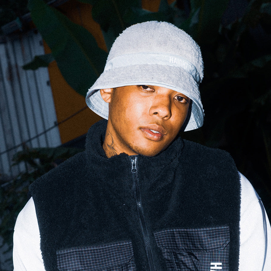 HAIGHT CORAL FLEECE BALL HAT ハット グレー モデル着用 正面 HTAW-266004