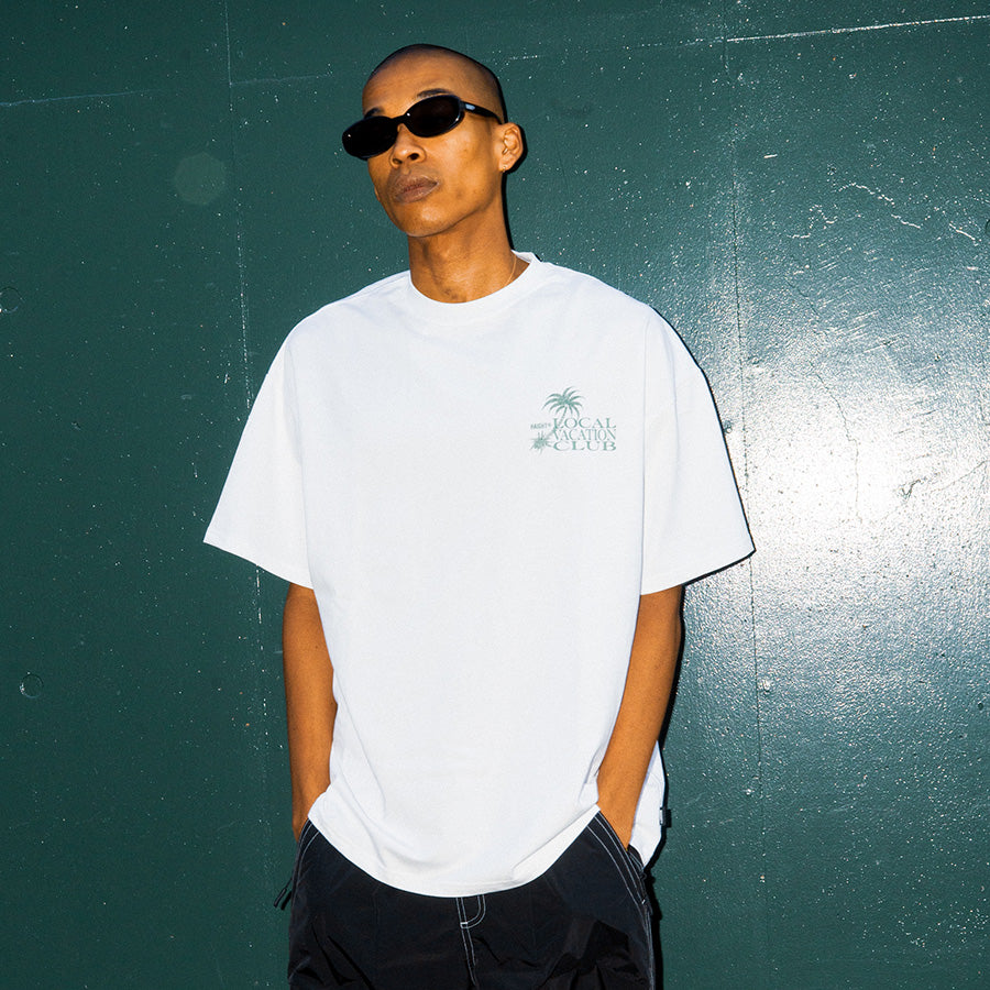HAIGHT LVC LOUD TREE Tee ホワイト モデル着用正面
